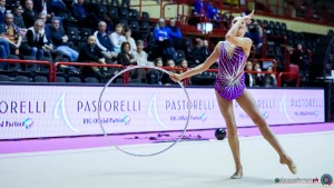 aurora fano broni aurora un cerchio sfe07299 copia simone ferraro ph copia